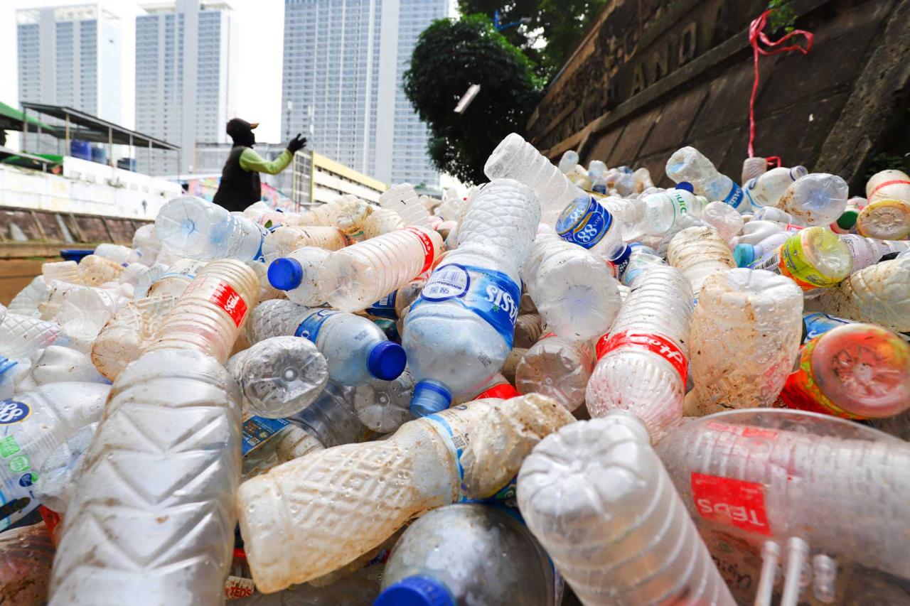 Sampah Botol Plastik...