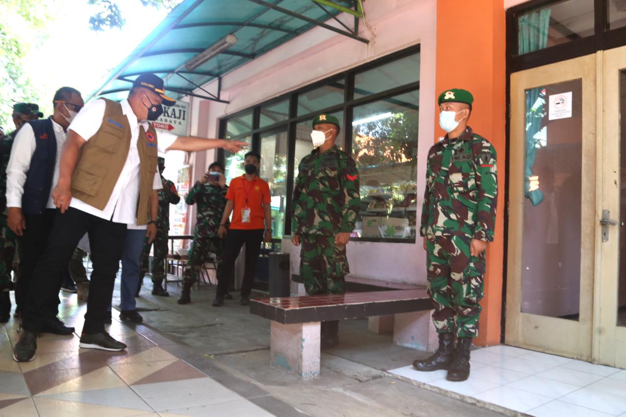 Kepala BNPB Cek Karantina...