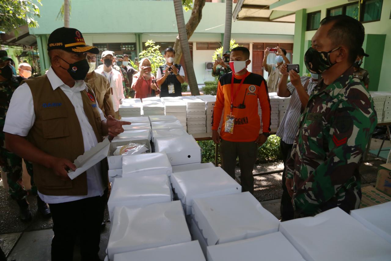 Kepala BNPB Cek Karantina...