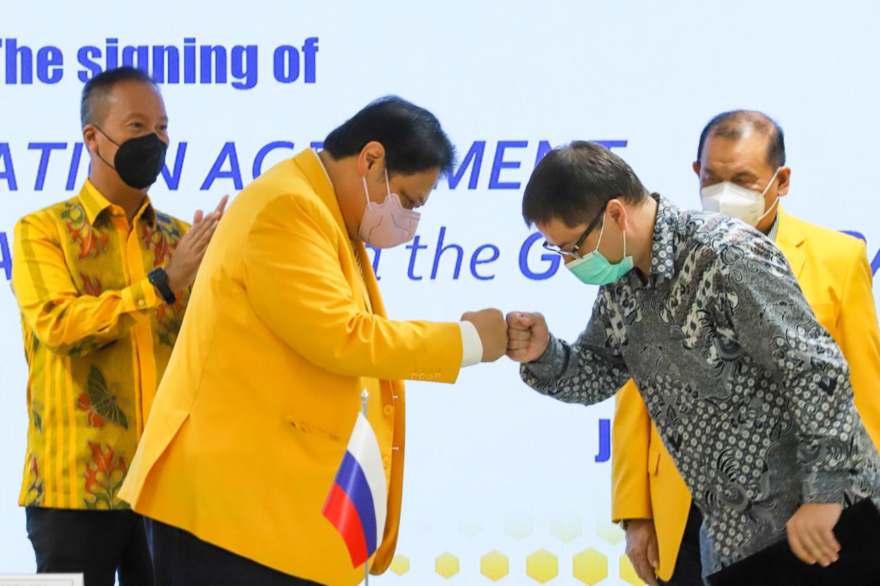 Kerjasama Golkar dengan...