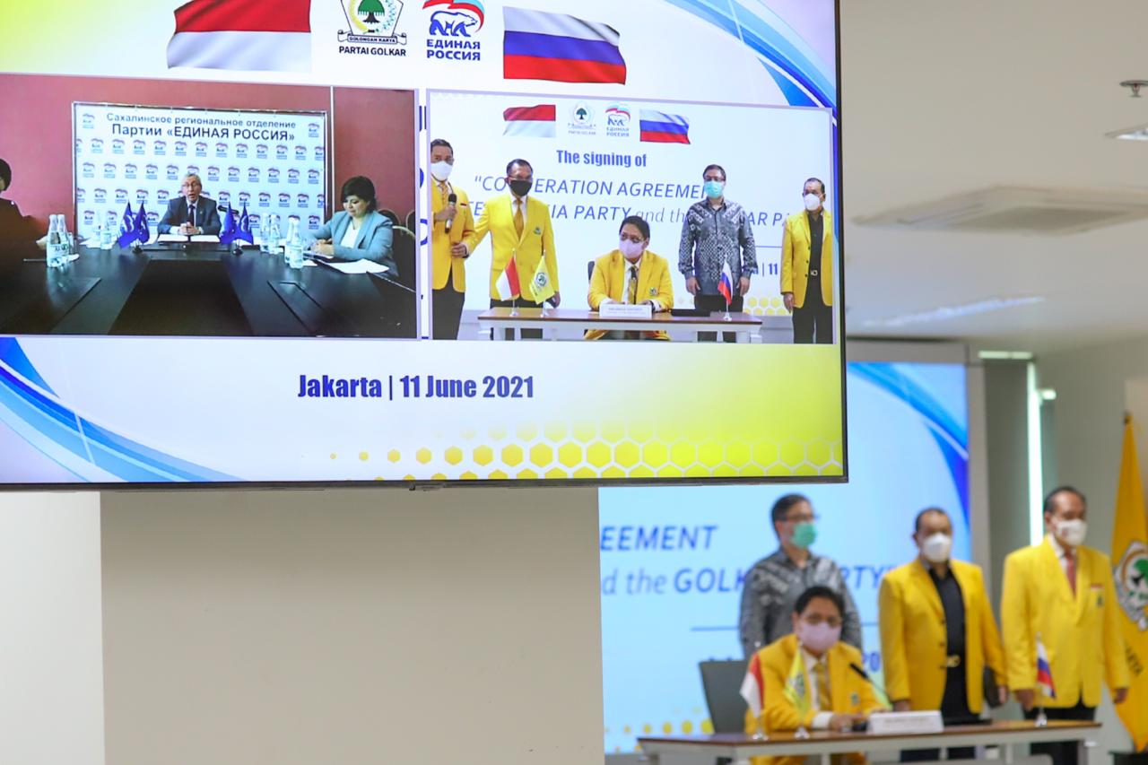 Kerjasama Golkar dengan...
