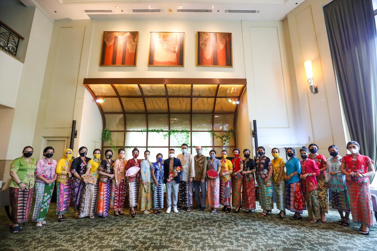 Fashion Show Komunitas...
