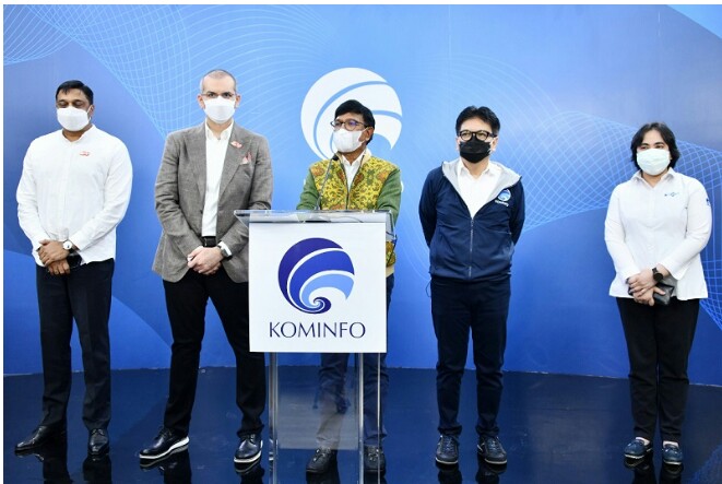 Menteri Johnny: Implementasi...