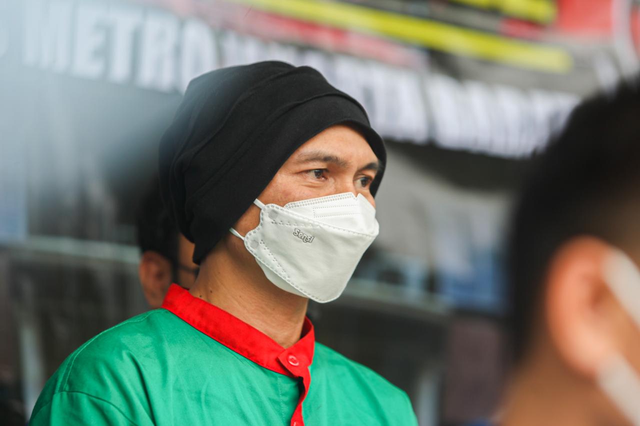 Polisi Sita Buku Hikayat...