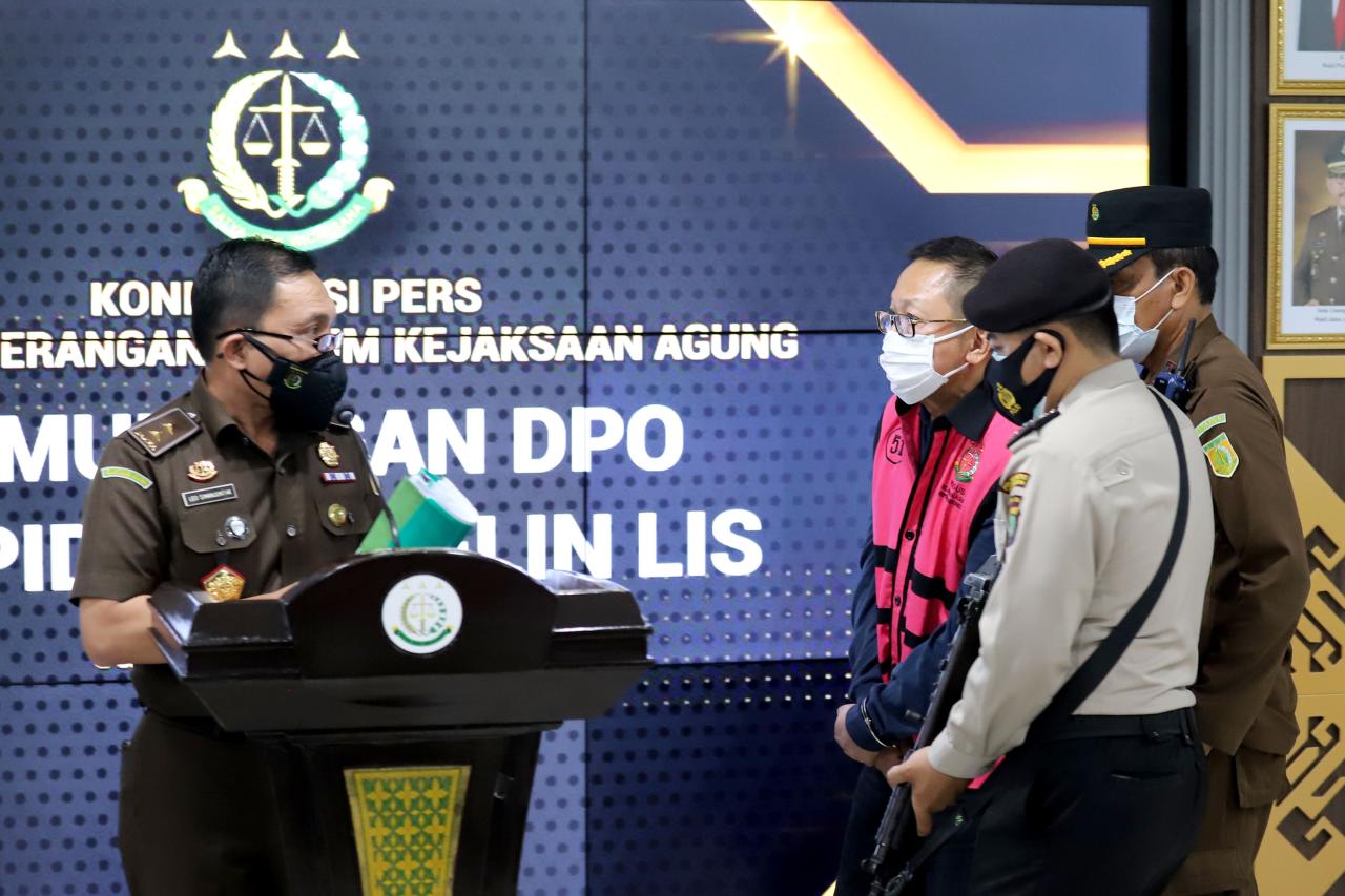 Jaksa Agung Beri Penjelasan...