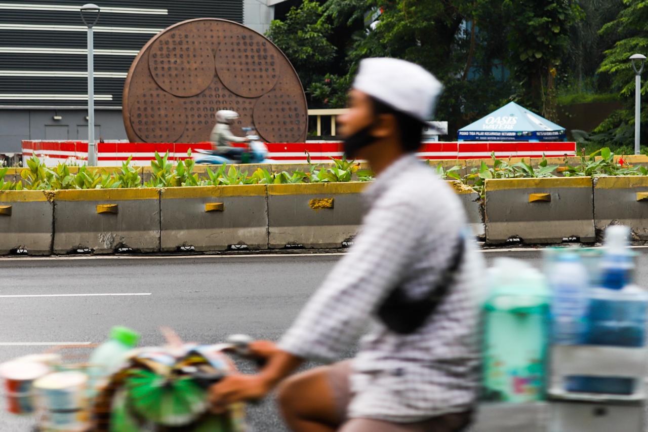 Tugu Sepeda Senilai...