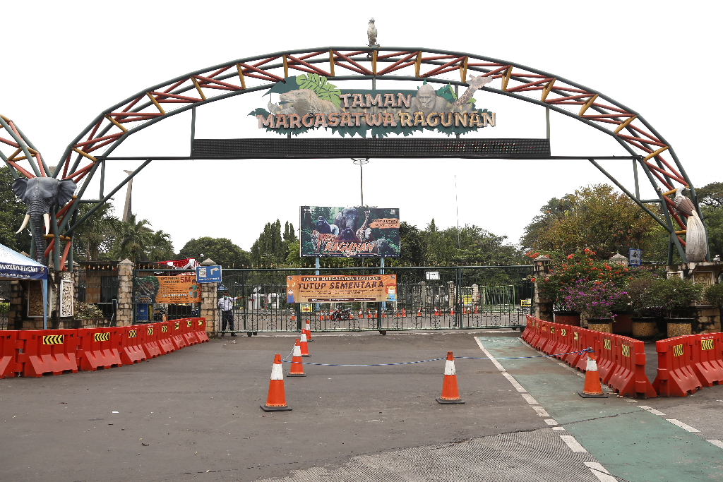 Taman Margasatwa Ragunan...