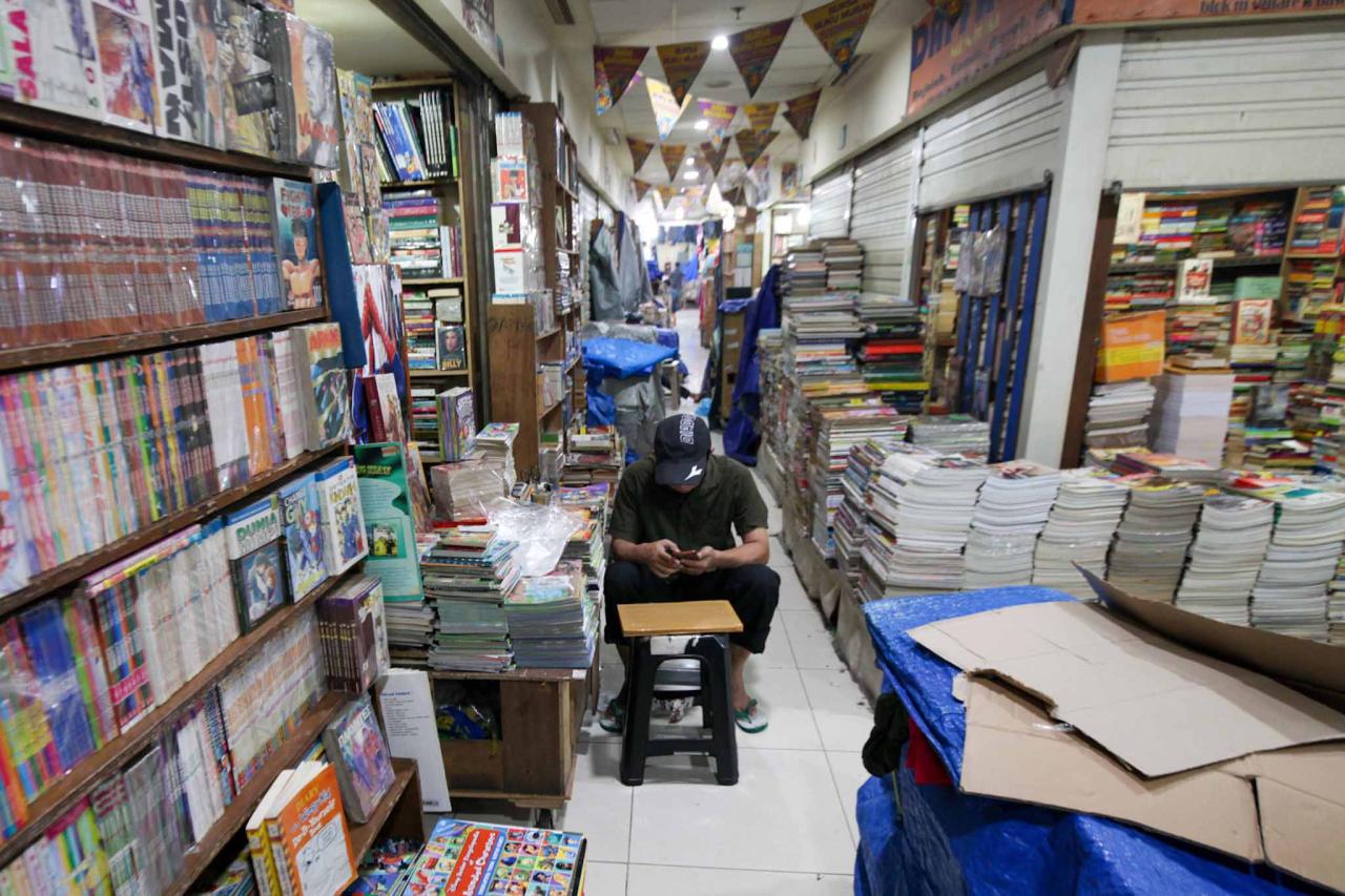 Pasar Buku Bekas Riwayatmu...