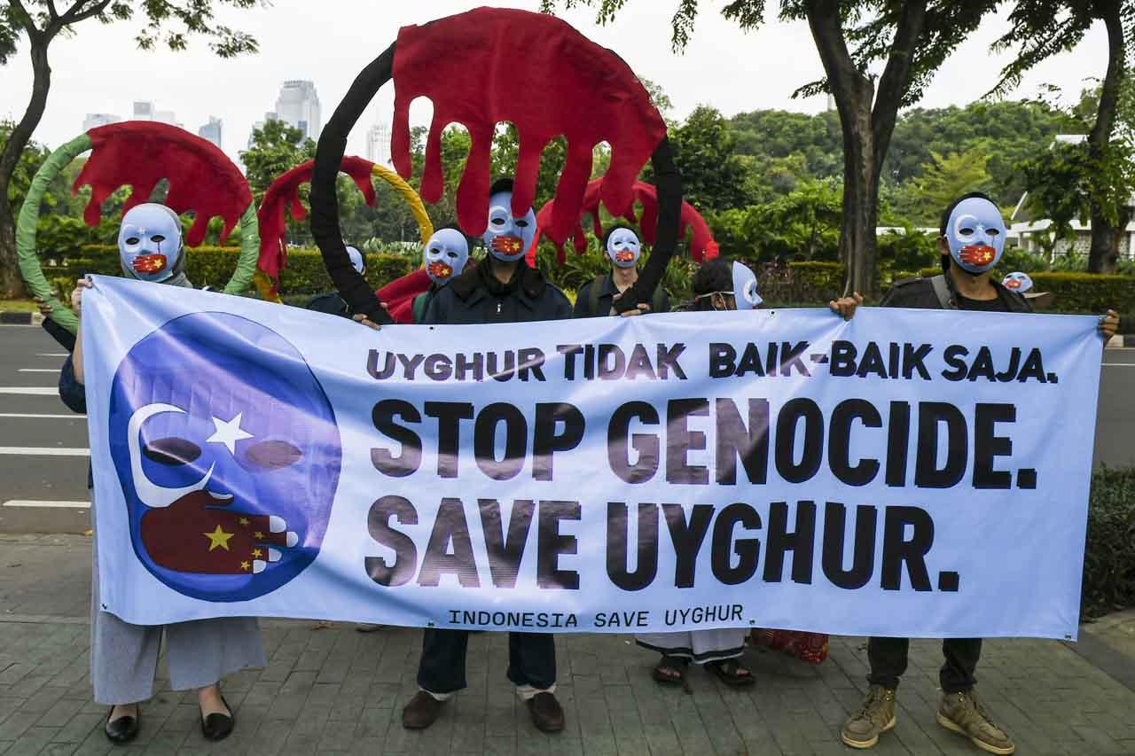 Aksi Solidaritas untuk...