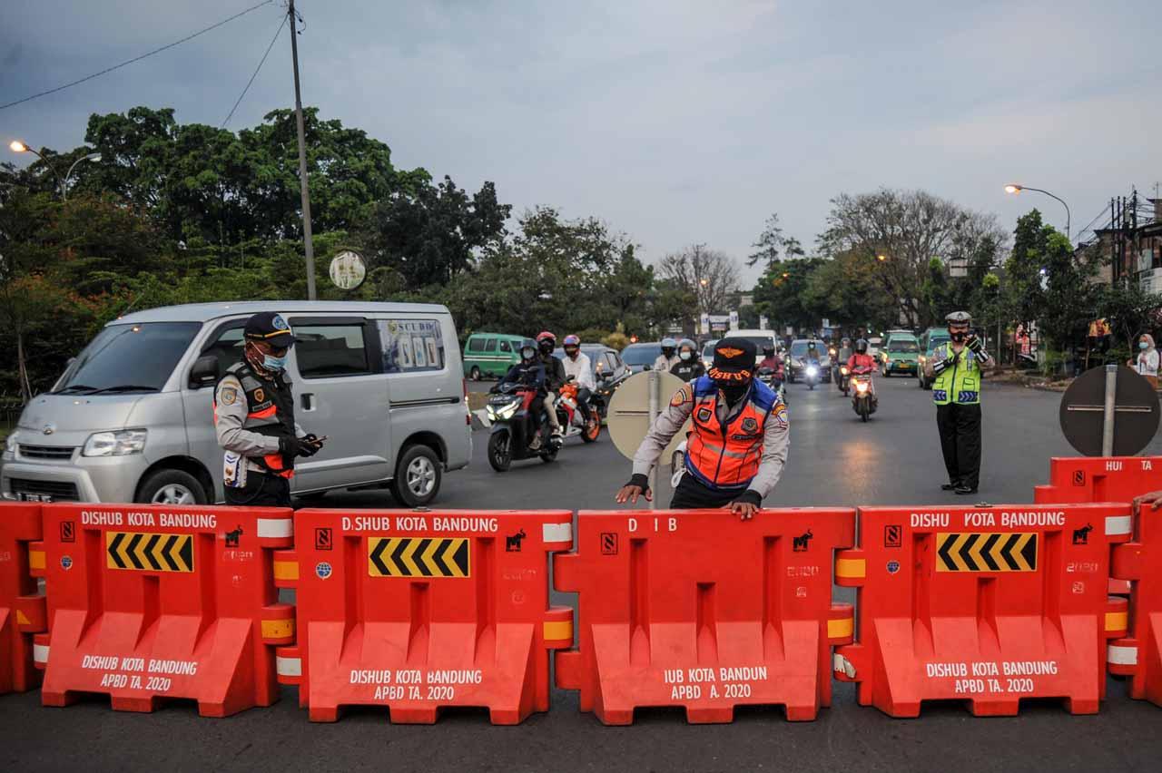 Penutupan Akses Jalan...
