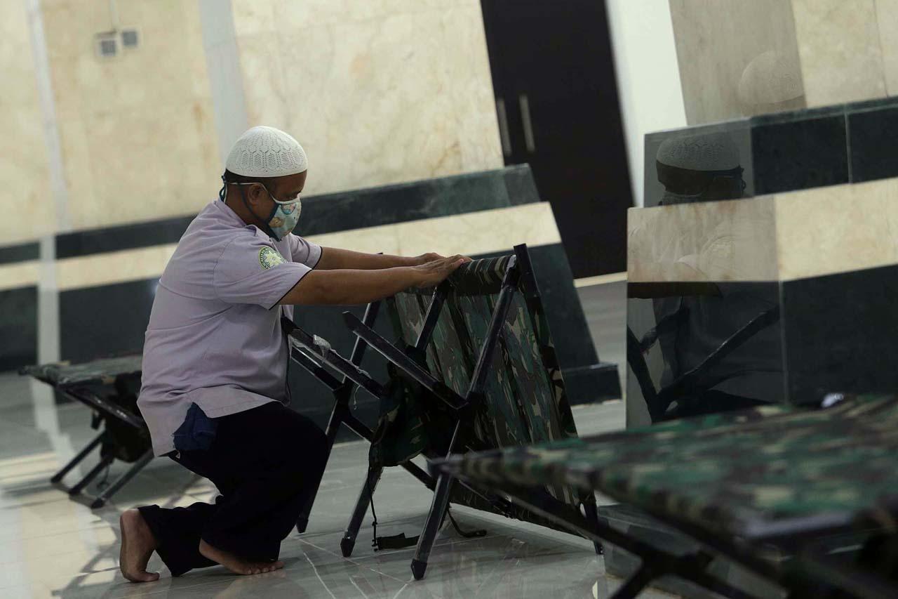 Masjid Raya KH Hasyim...