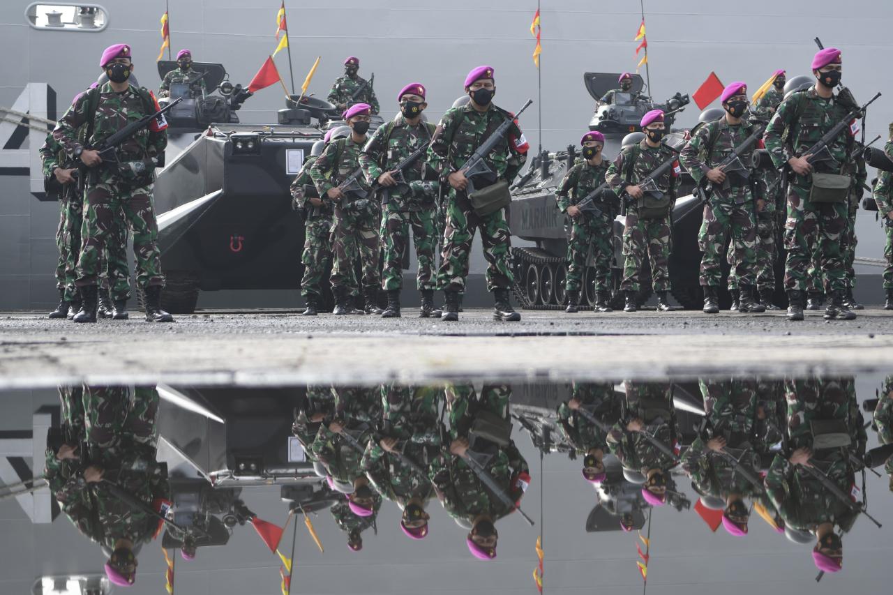Prajurit TNI AL Dikerahkan...
