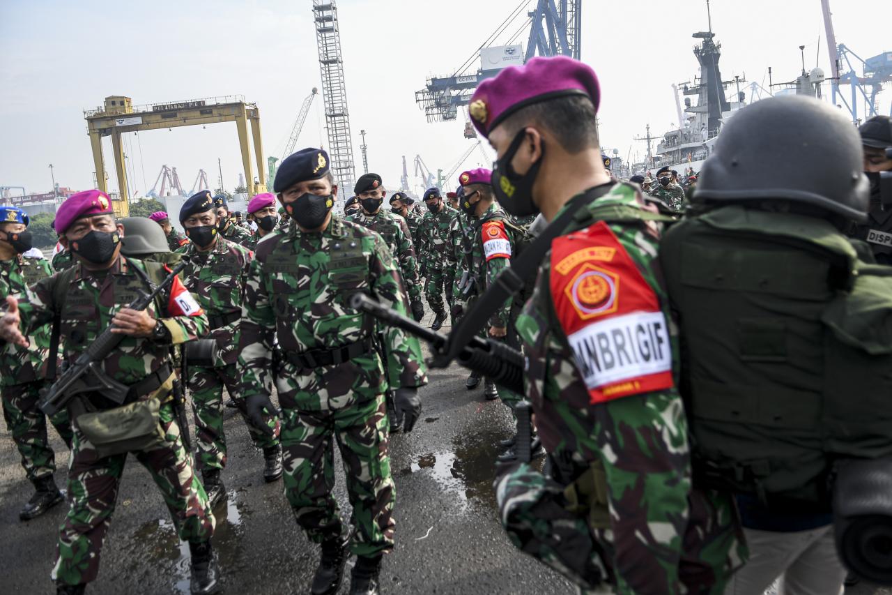 Prajurit TNI AL Dikerahkan...