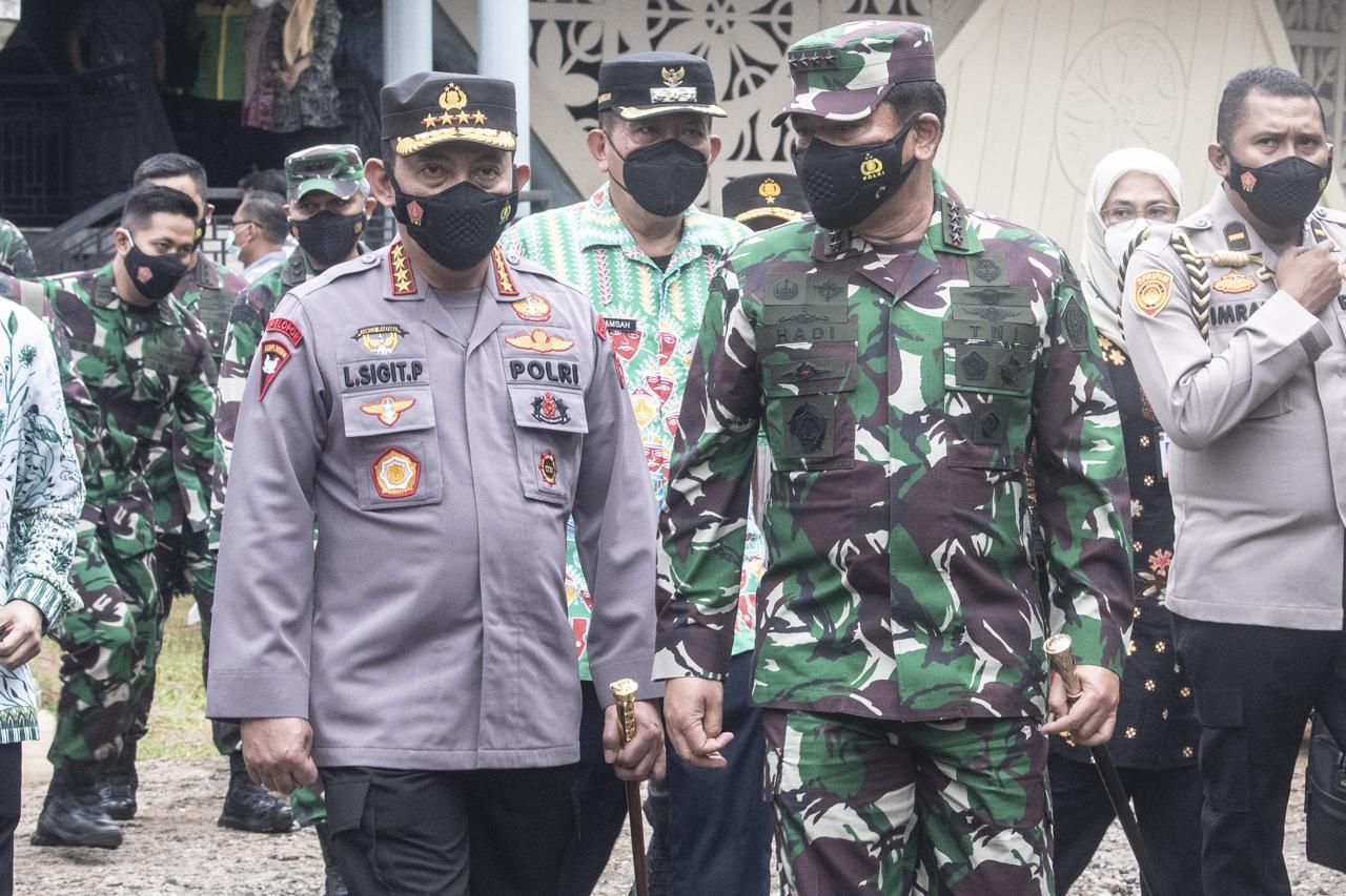 Panglima TNI dan Kapolri...