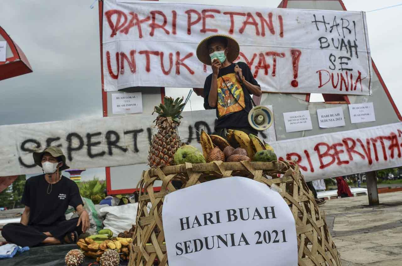 Aksi Peringati Hari...
