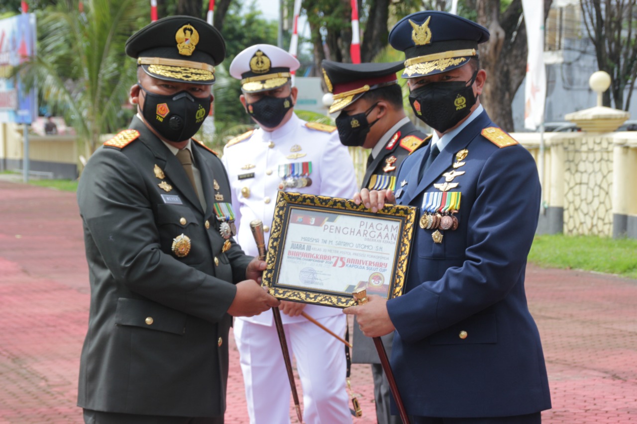 Forkopimda Lomba Menembak...