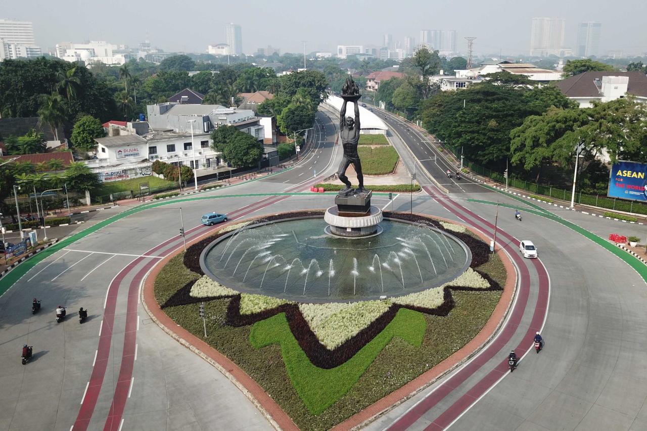Foto Udara Kawasan Patung...