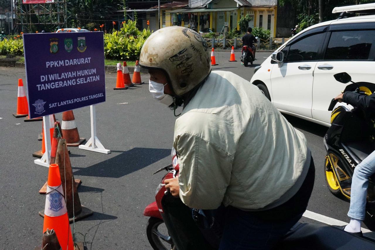 PPKM Darurat Tangsel,...