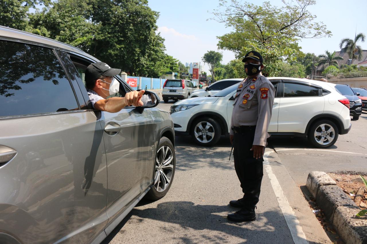 Hari Pertama PSBB Darurat,...