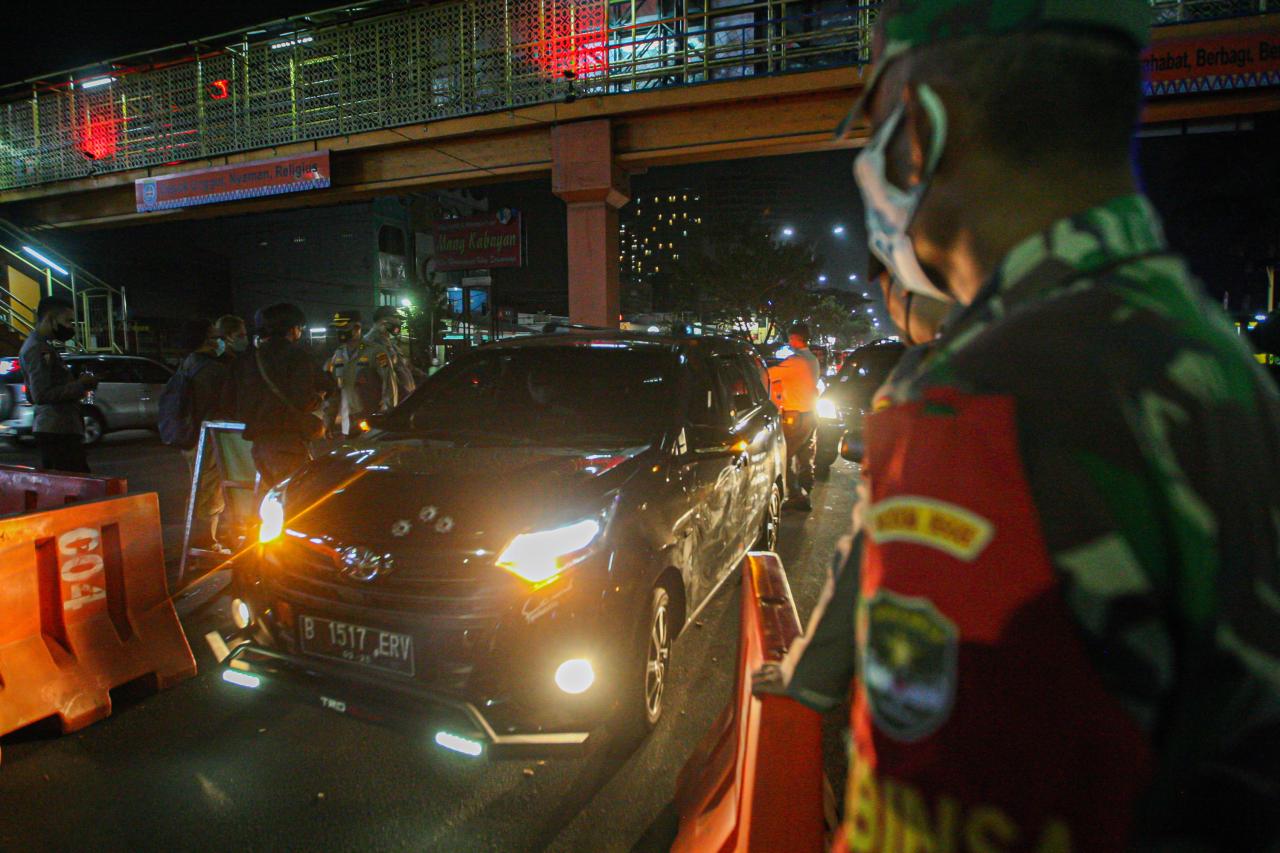 PPKM Darurat Depok,...
