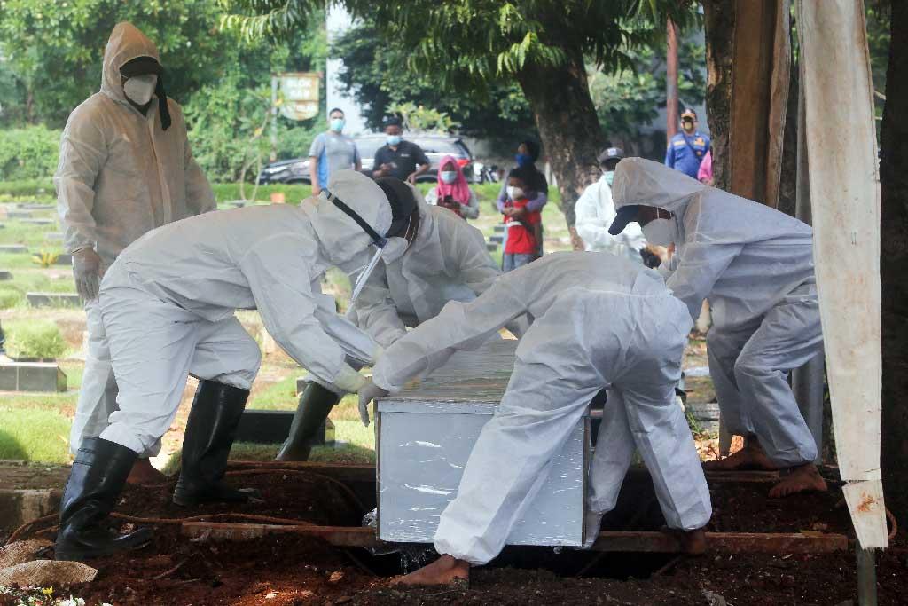 Suasana Haru Iringi...