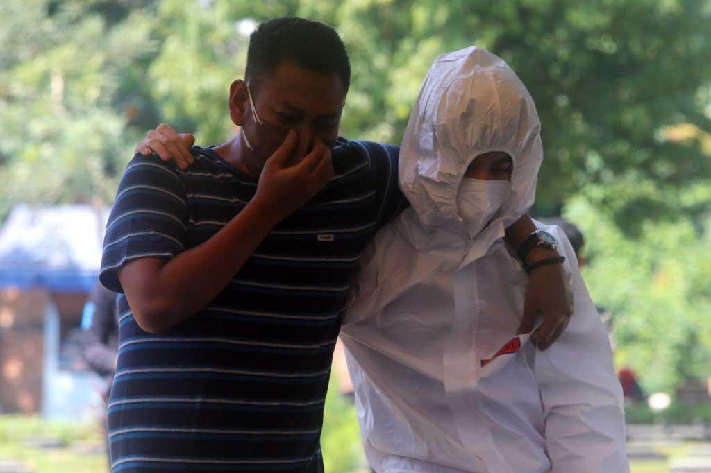Suasana Haru Iringi...
