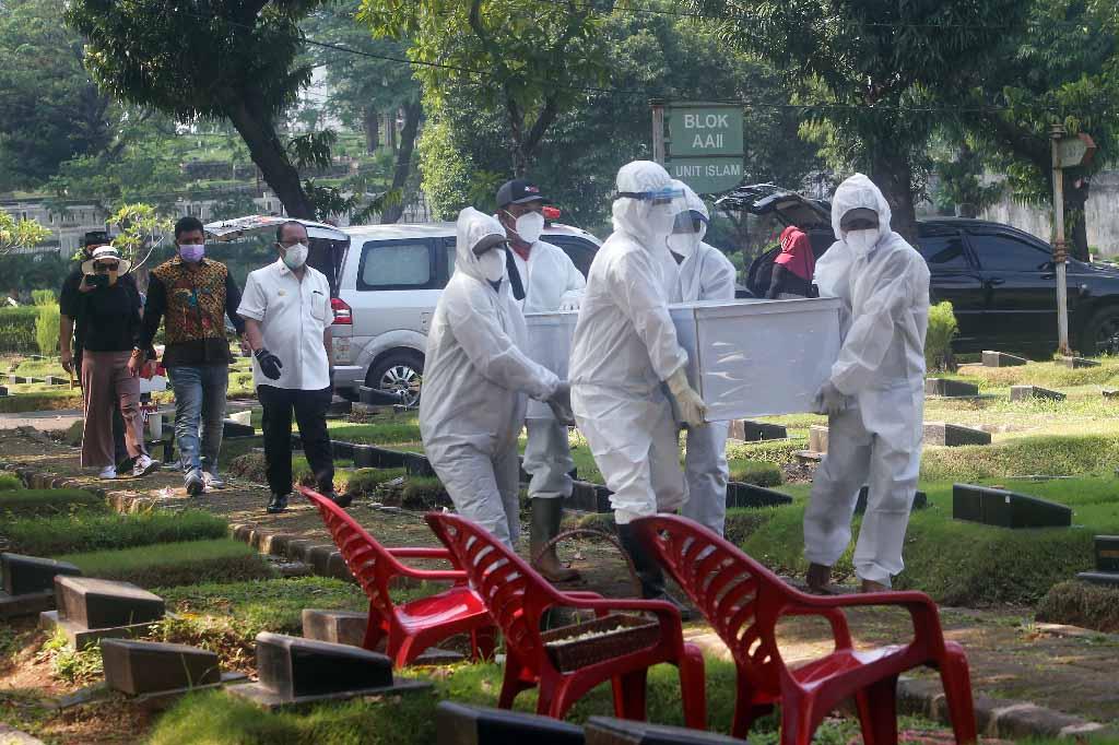 Suasana Haru Iringi...