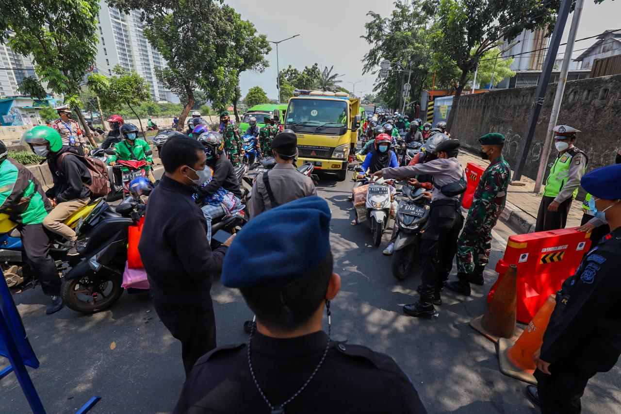 Hari Kedua Penyekatan...