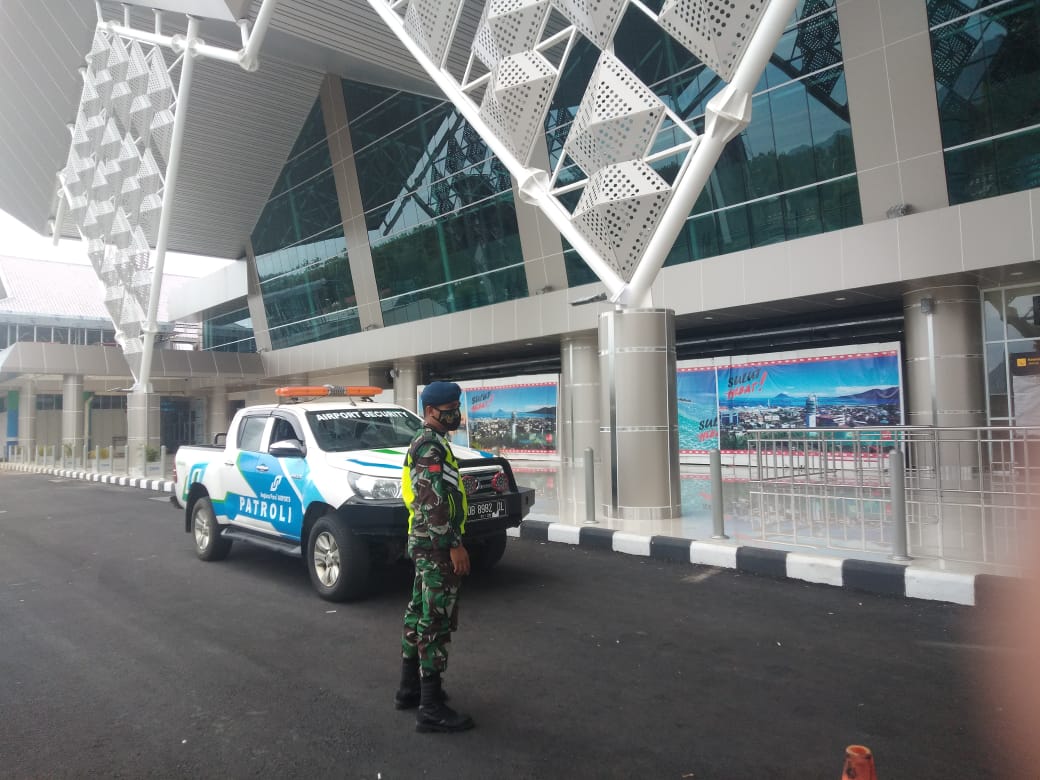Pengamanan Bandara oleh...