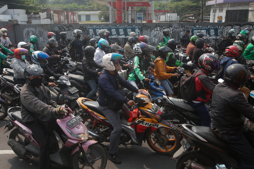 Petugas Gabungan Putar...