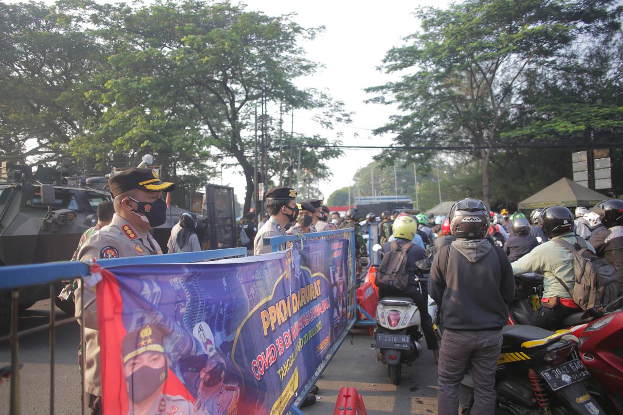 Kemacetan Panjang di...