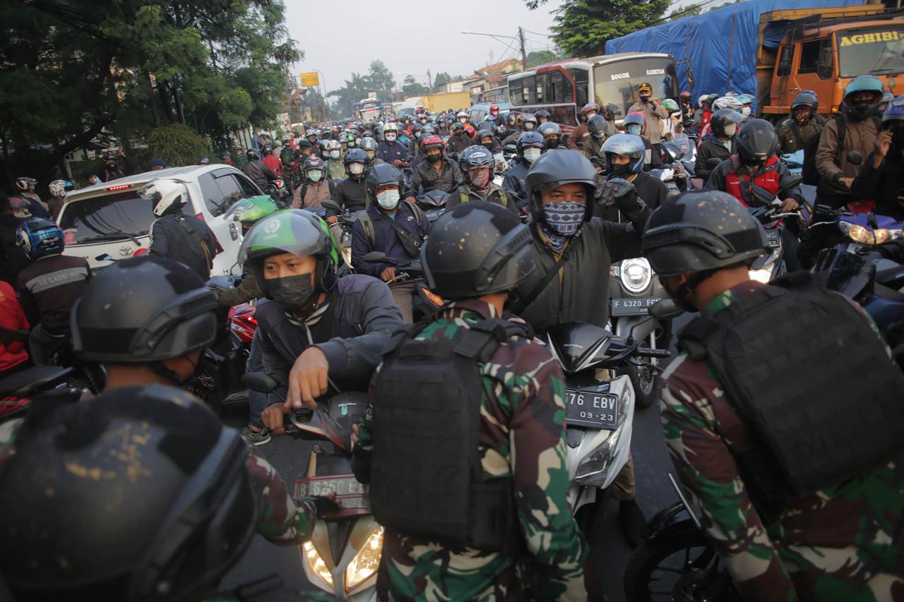 Kemacetan Panjang di...