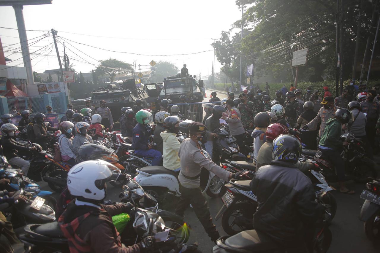 Kemacetan Panjang di...