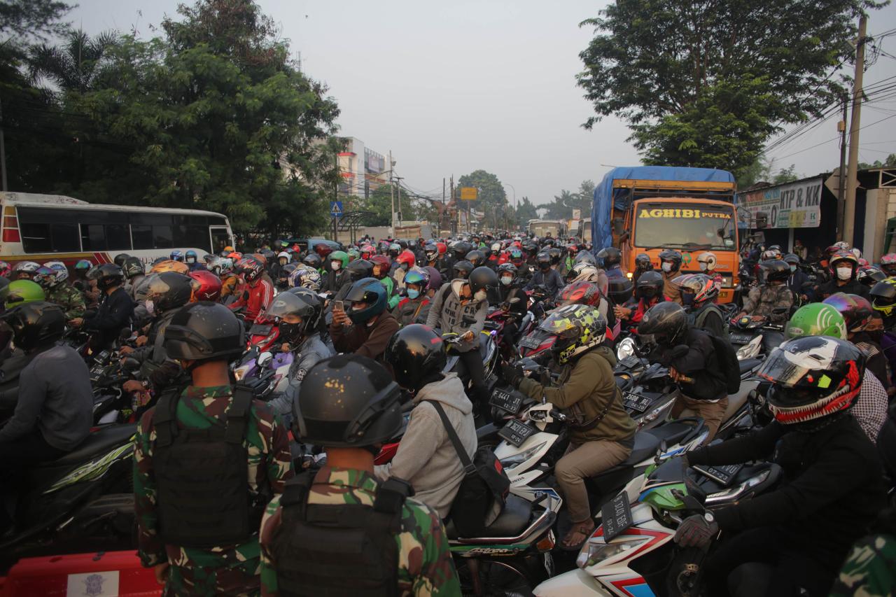 Kemacetan Panjang di...