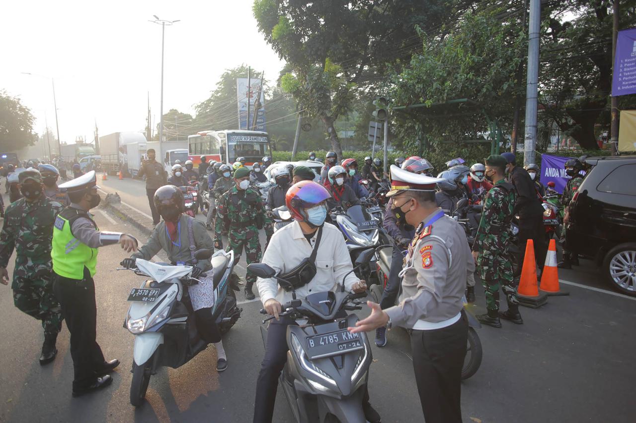 Kemacetan Panjang di...