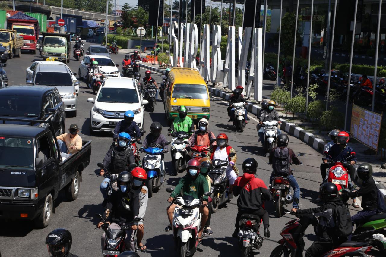 Akses Masuk Kota Surabaya...