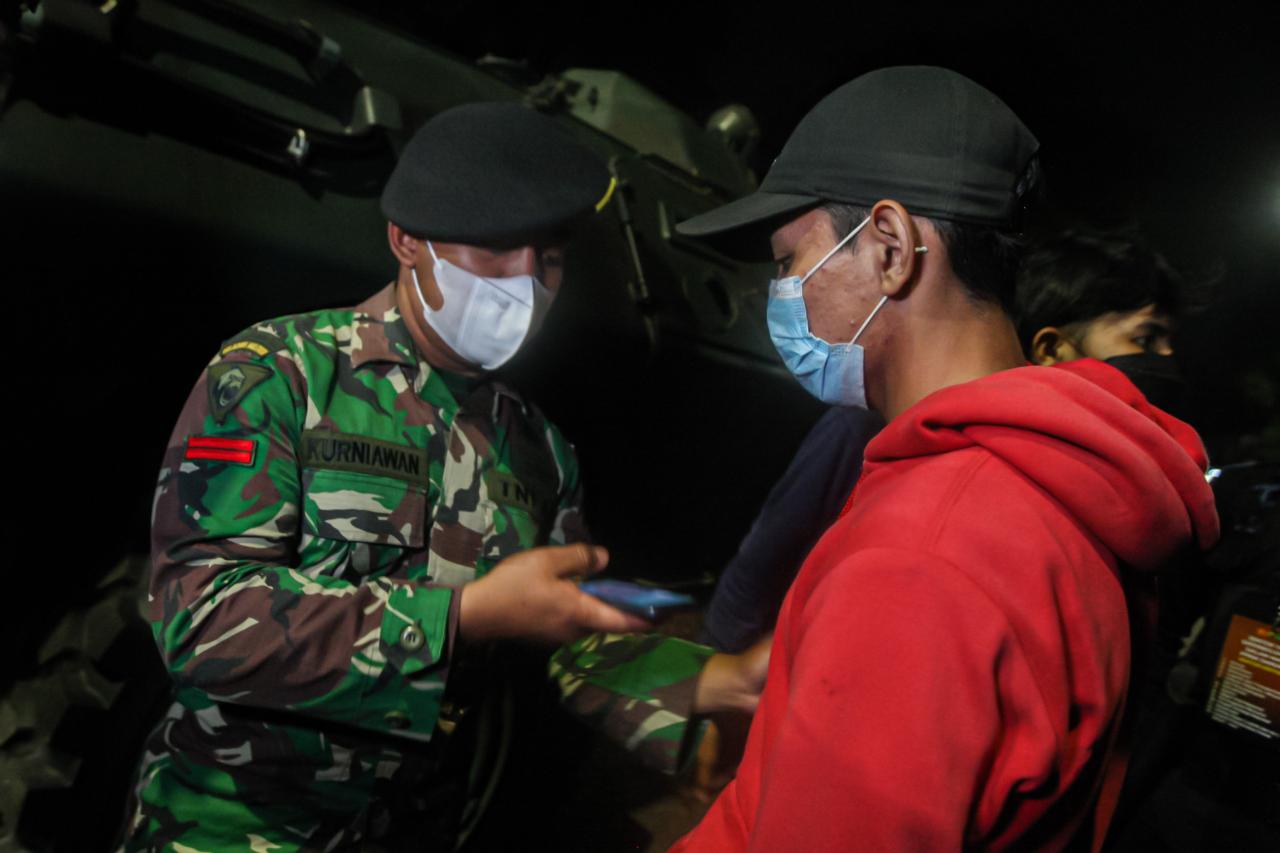Terobos Pos Penyekatan...