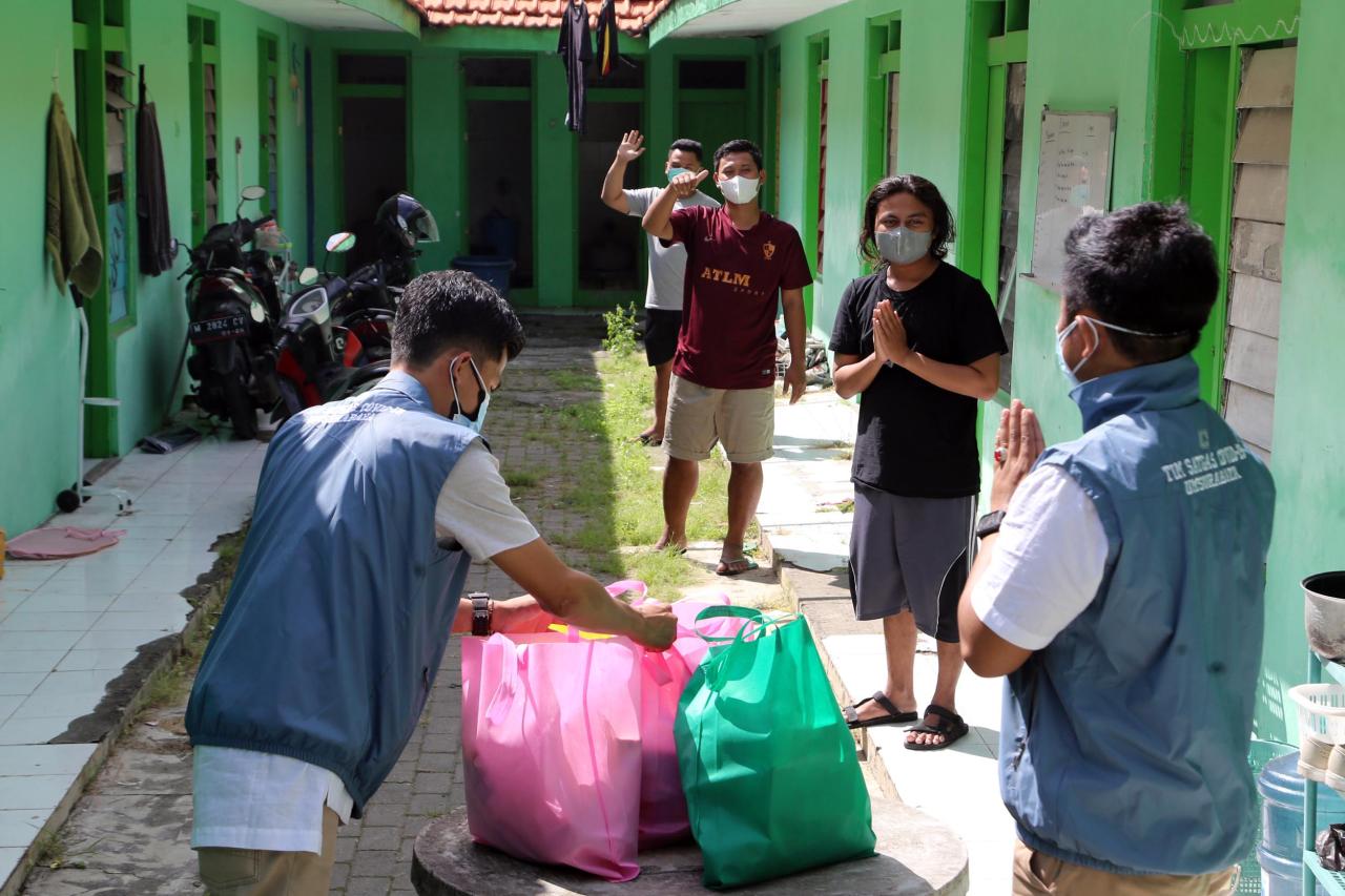 UM Surabaya Sediakan...