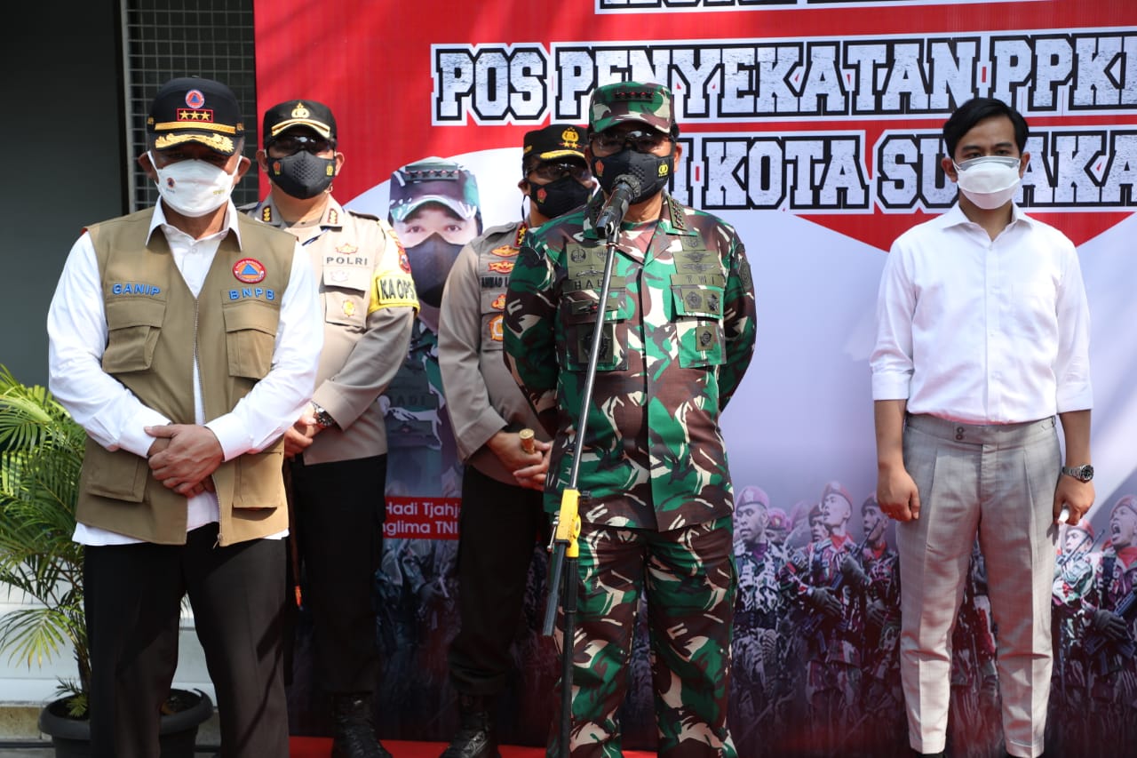 Panglima TNI: Menggunakan...