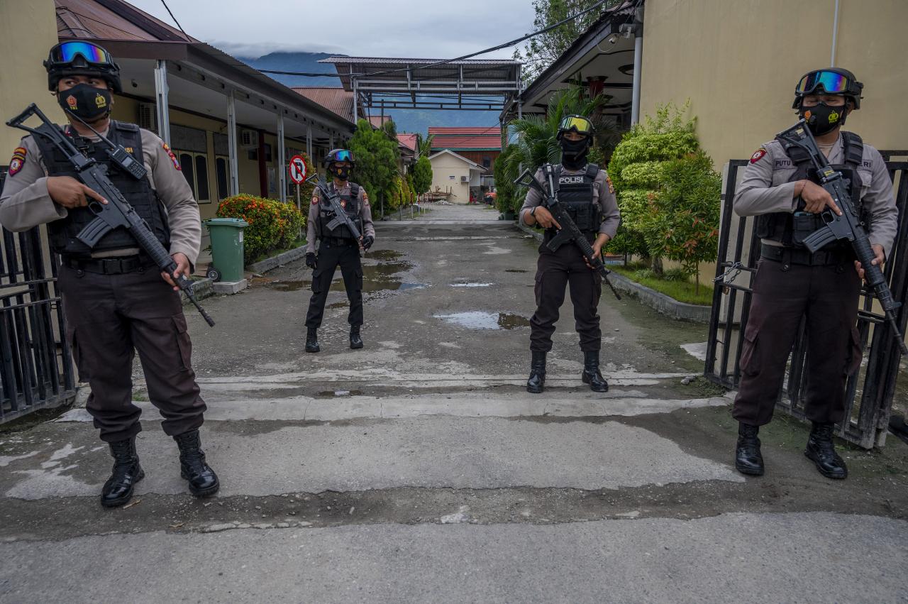 Prajurit Kopassus Tembak...