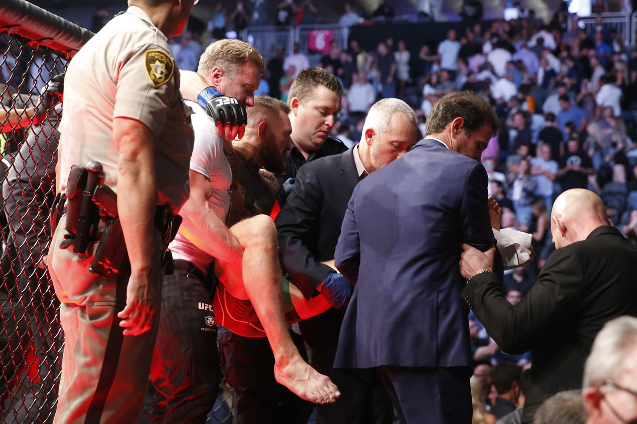 Disaksikan Trump, McGregor...