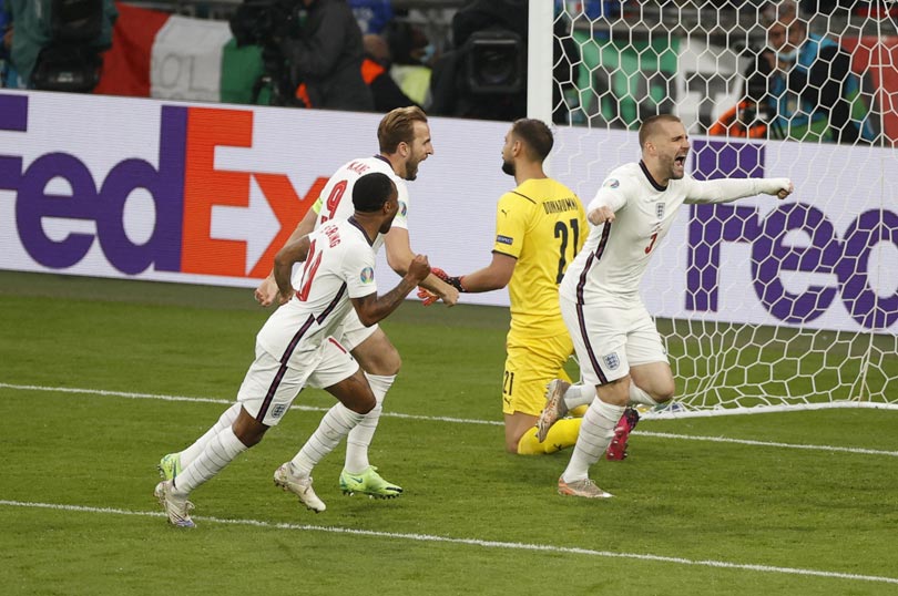 Final Piala Eropa 2020:...