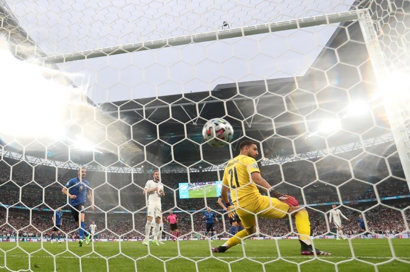 Final Piala Eropa 2020:...