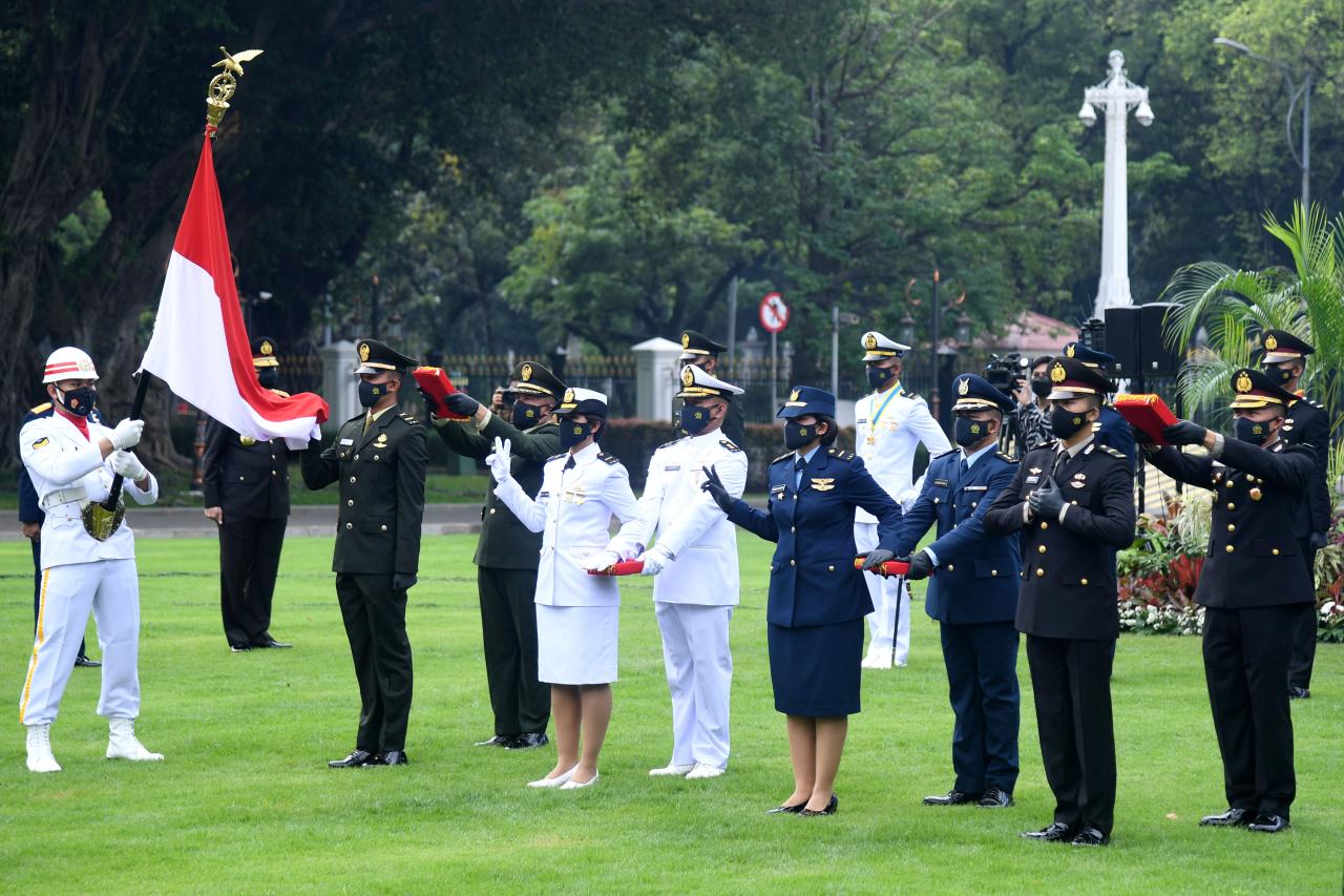 Presiden Jokowi Pimpin...