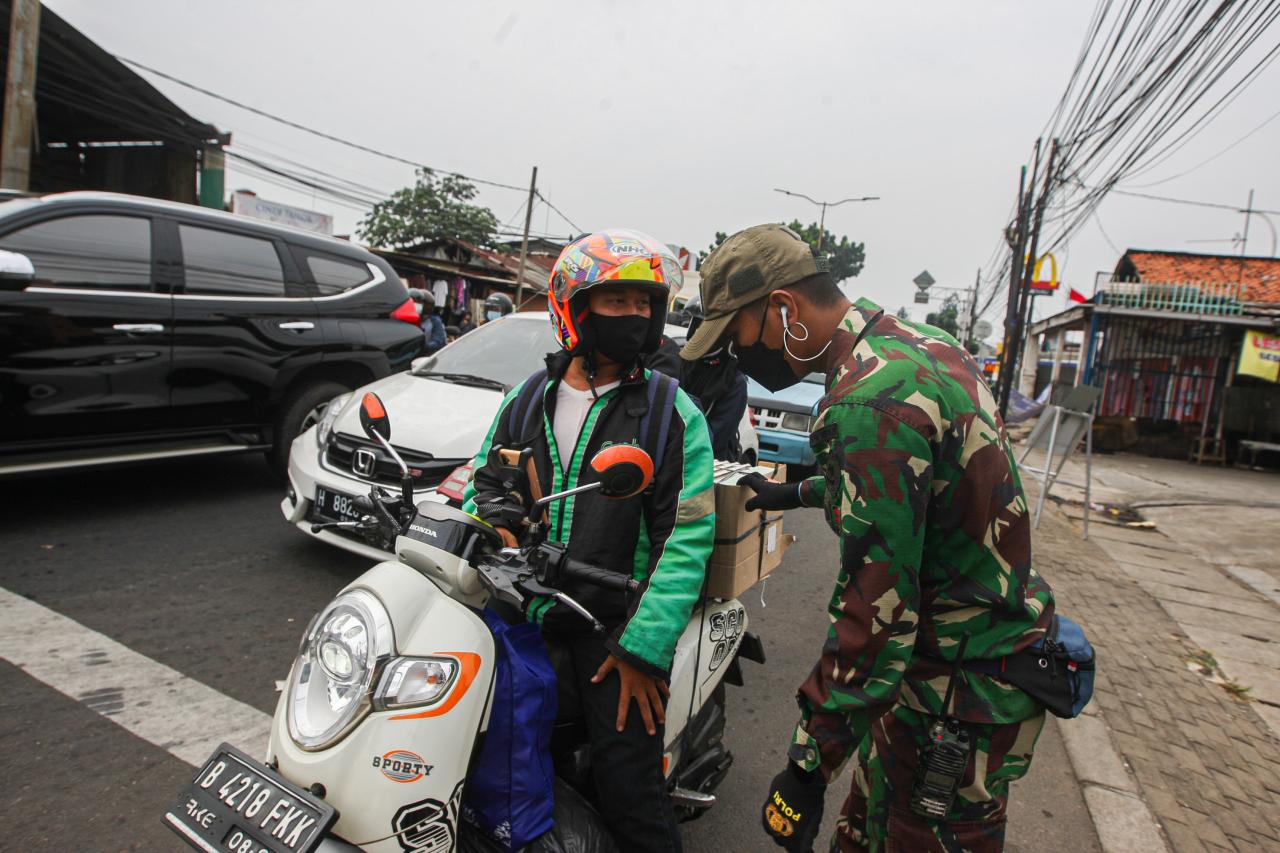 Penumpang Ojek Online...