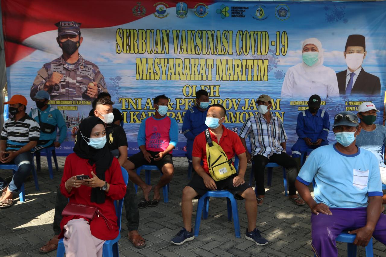 TNI Angkatan Laut Gelar...