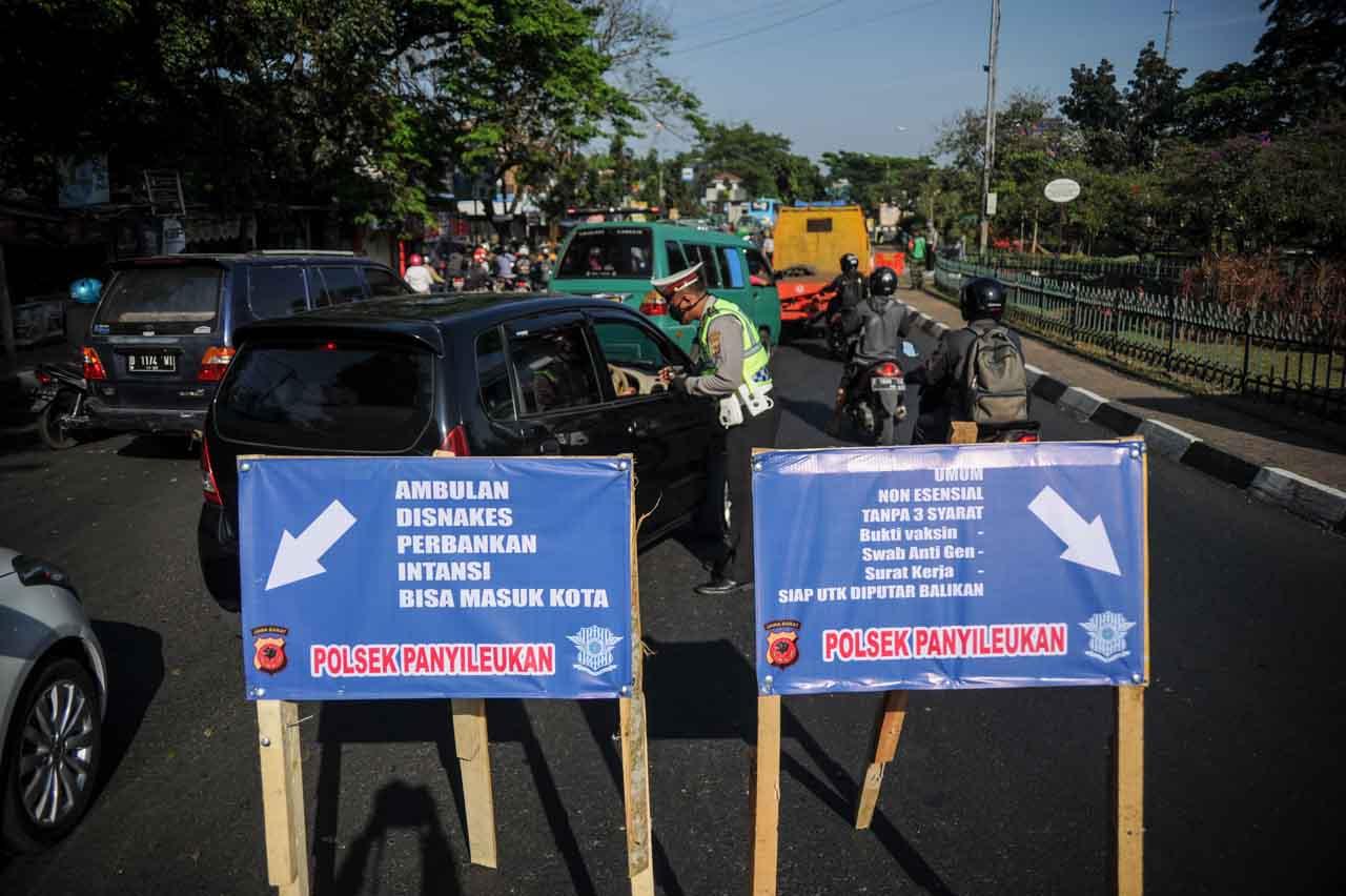 Penyekatan Akses Menuju...