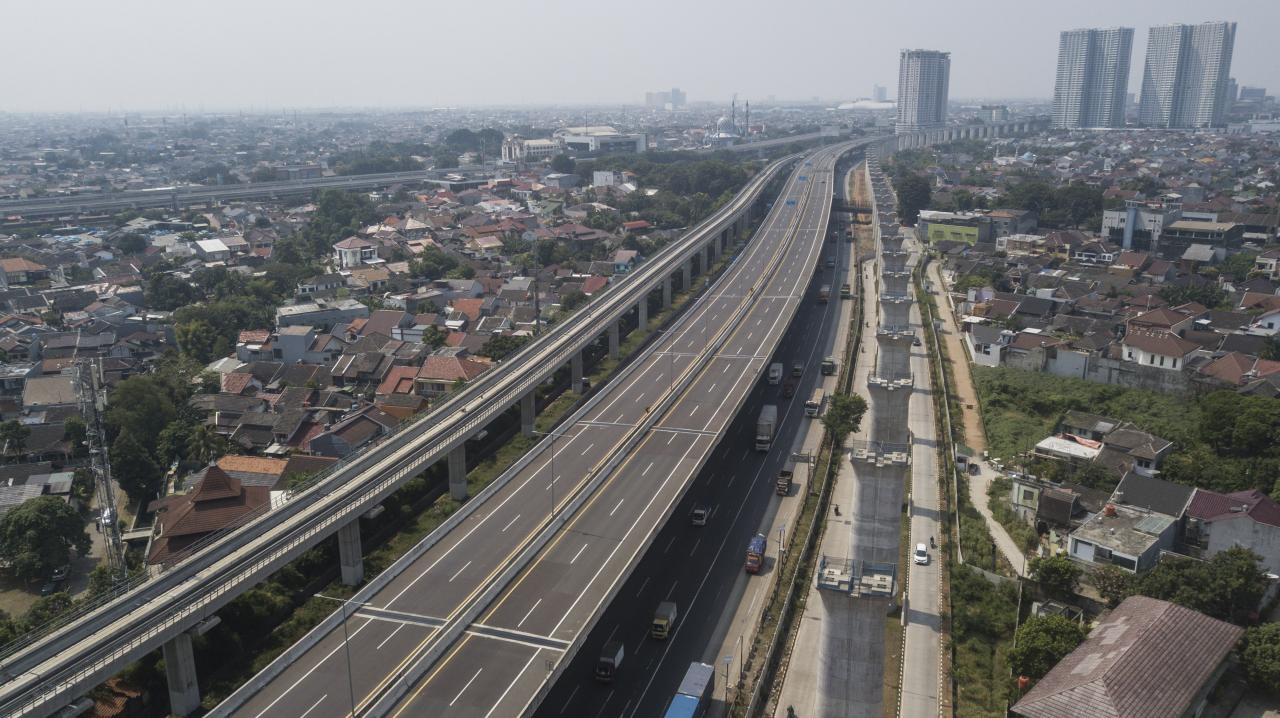 Penutupan Tol Layang...