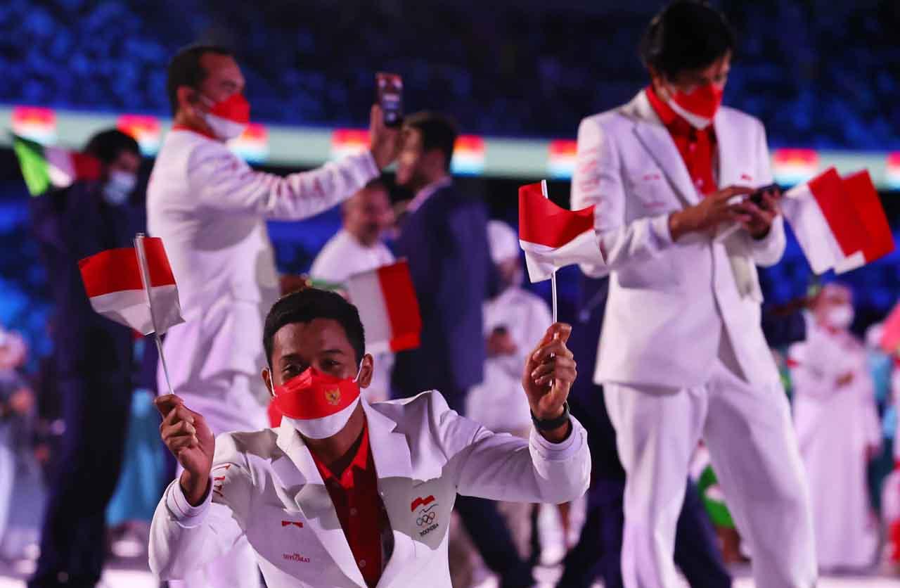 Defile Peserta Olimpiade...