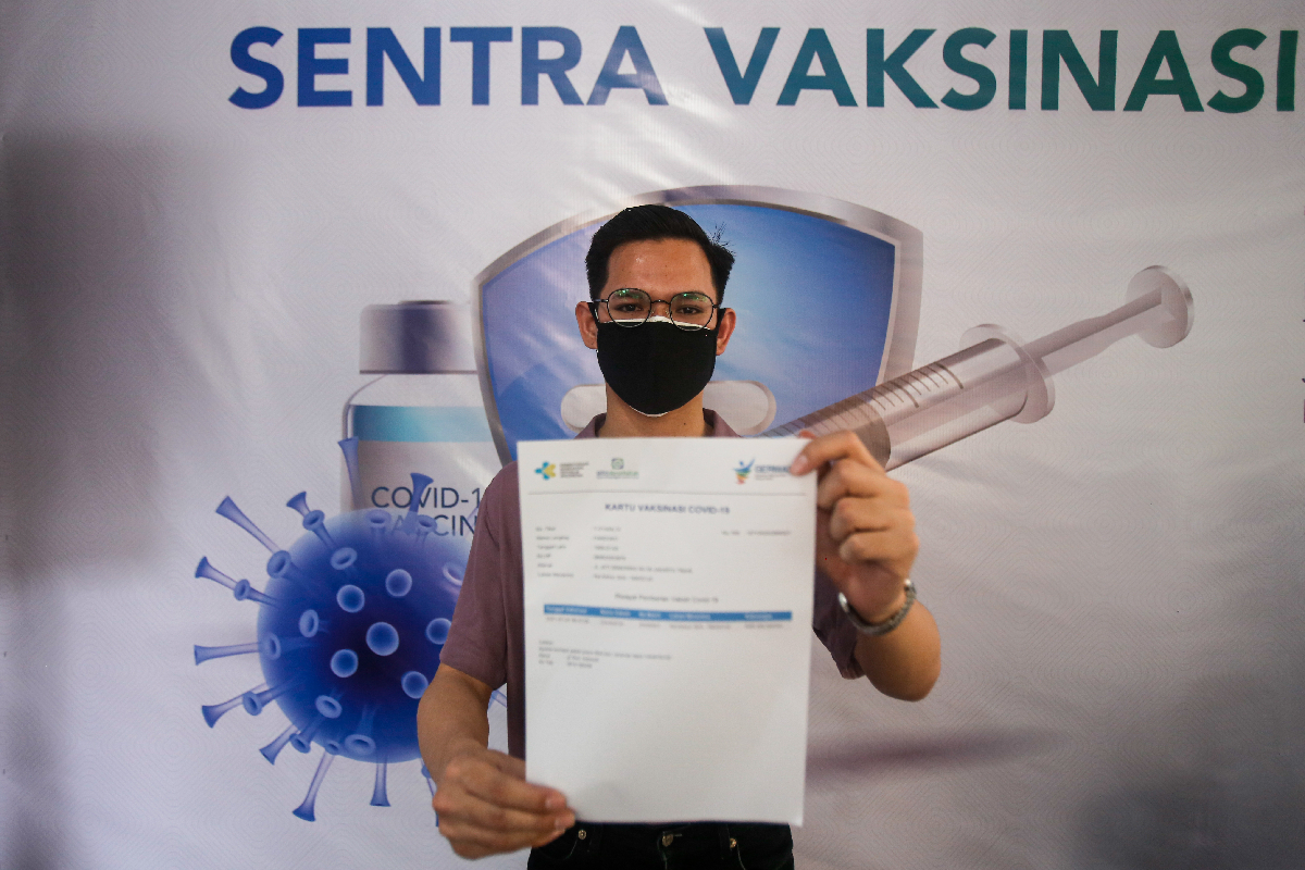 Antusias Warga Ikuti...